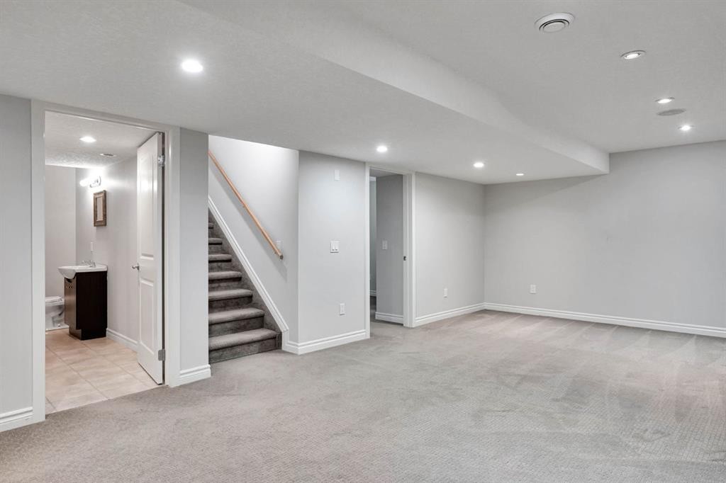 117 Hawkmere Place, Chestermere, AB - Indoor