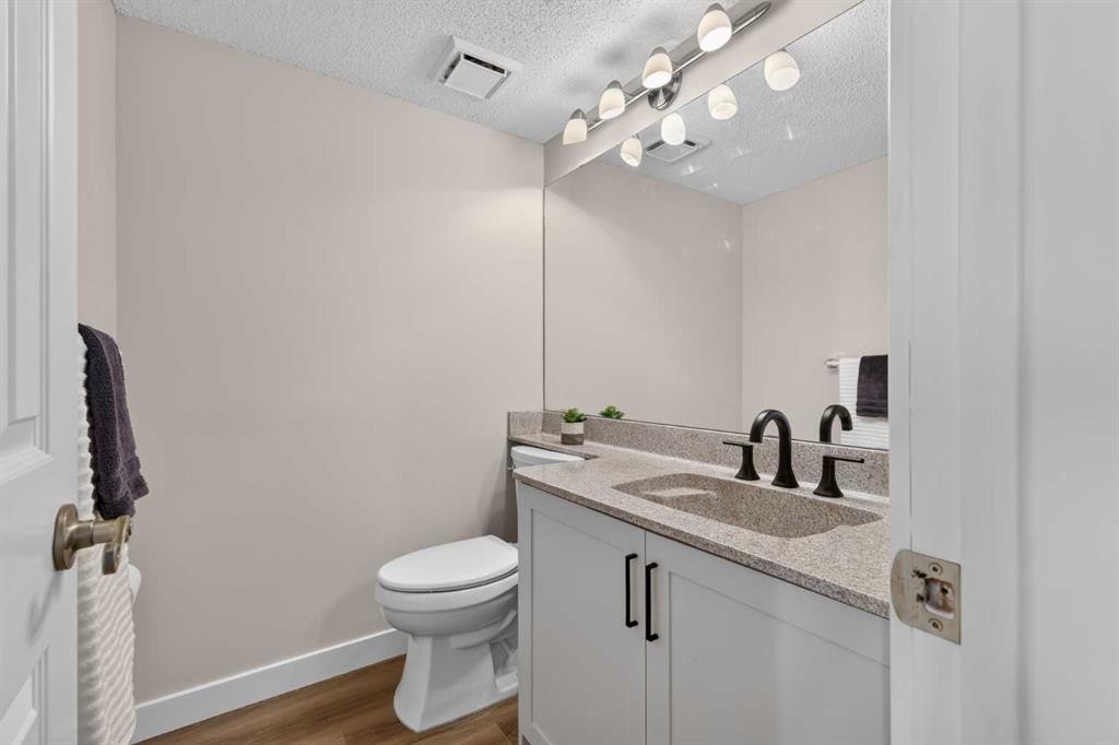 118-2425 90 Avenue Sw, Calgary, AB