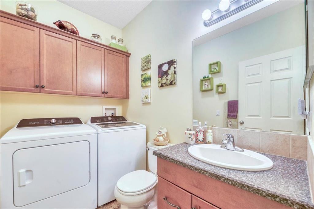 141 Ridgestone Lane, Diamond Valley, AB - Indoor