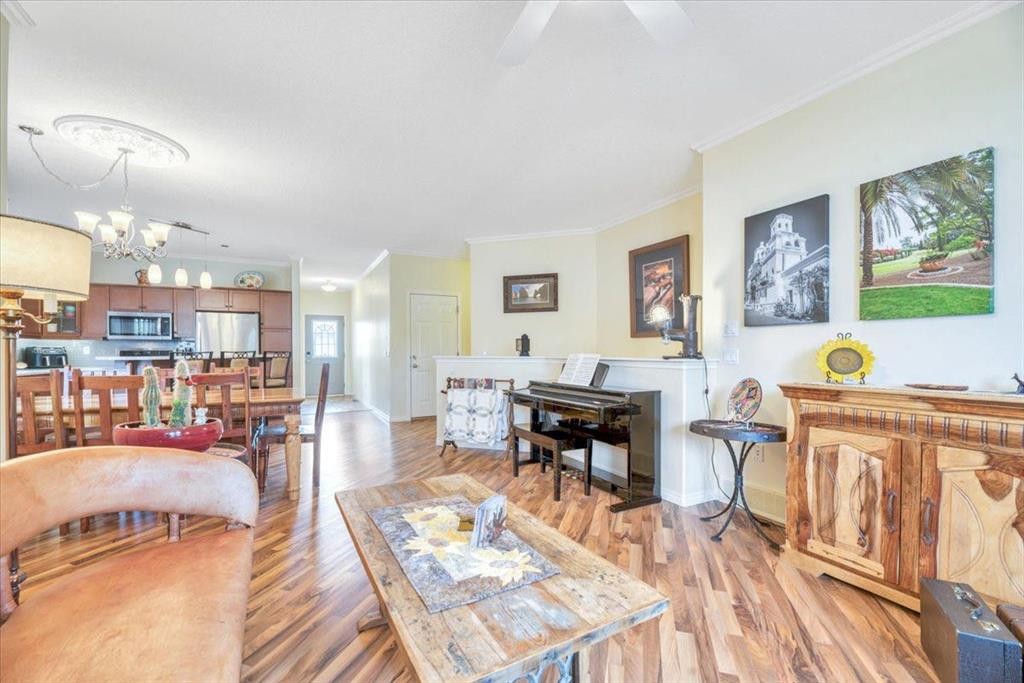 141 Ridgestone Lane, Diamond Valley, AB - Indoor