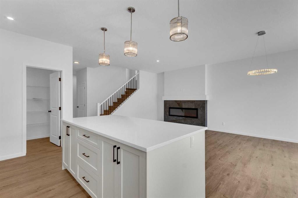 102 Setonstone Manor Se, Calgary, AB