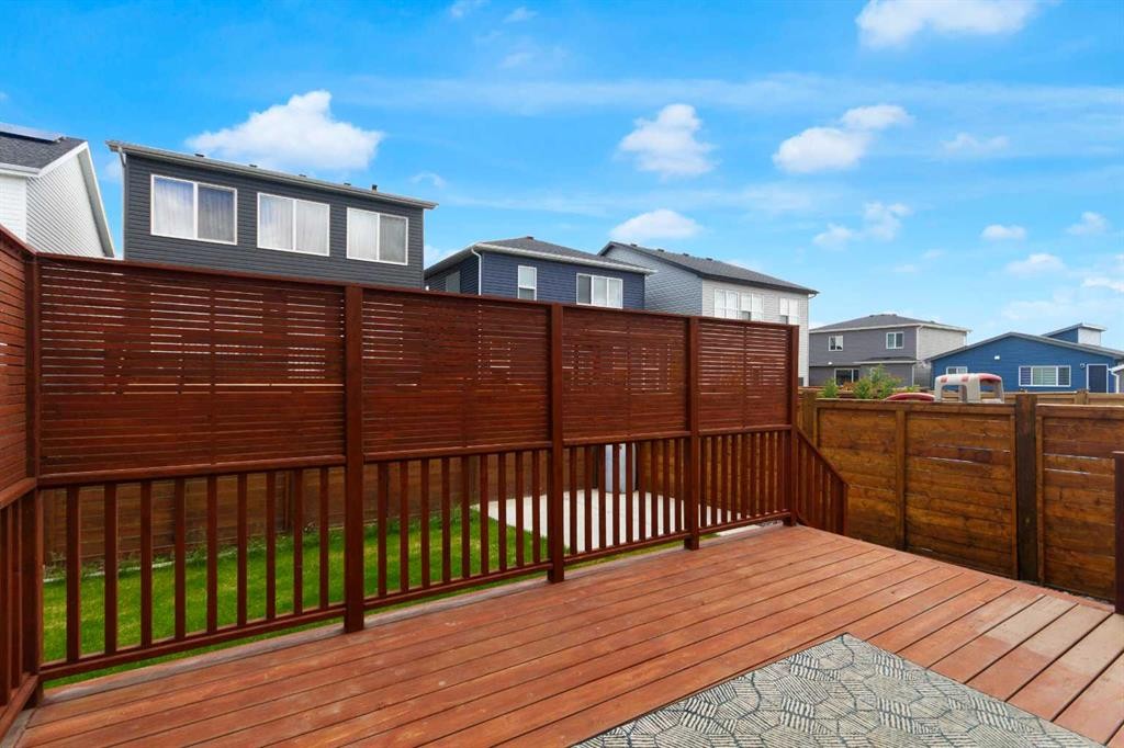 102 Setonstone Manor Se, Calgary, AB