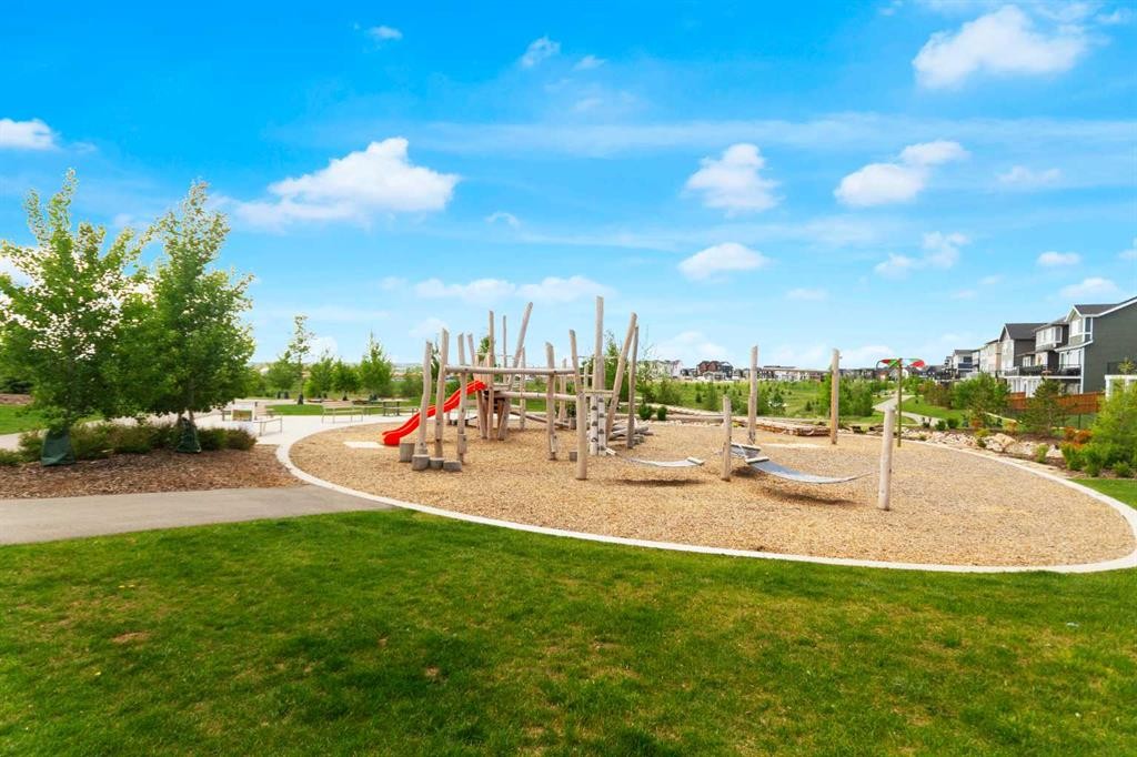 102 Setonstone Manor Se, Calgary, AB