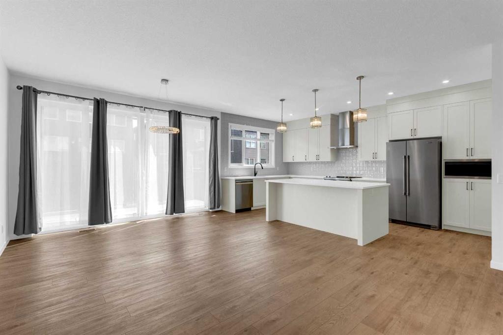 102 Setonstone Manor Se, Calgary, AB