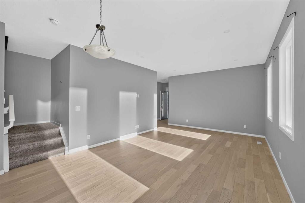 90 Wolf Creek Rise Se, Calgary, AB