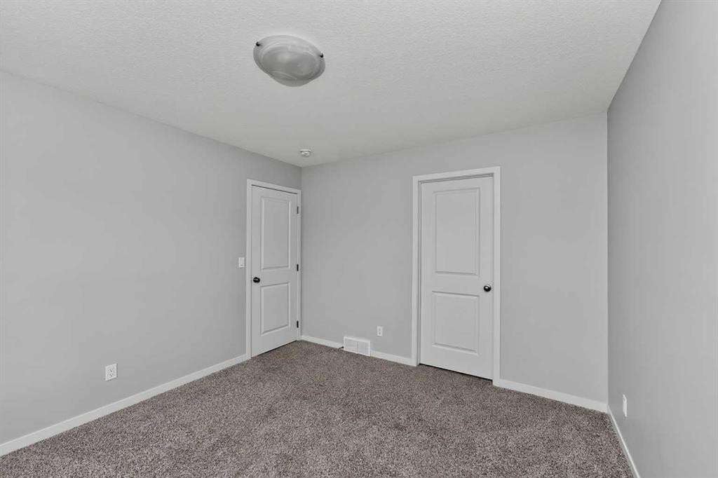 90 Wolf Creek Rise Se, Calgary, AB