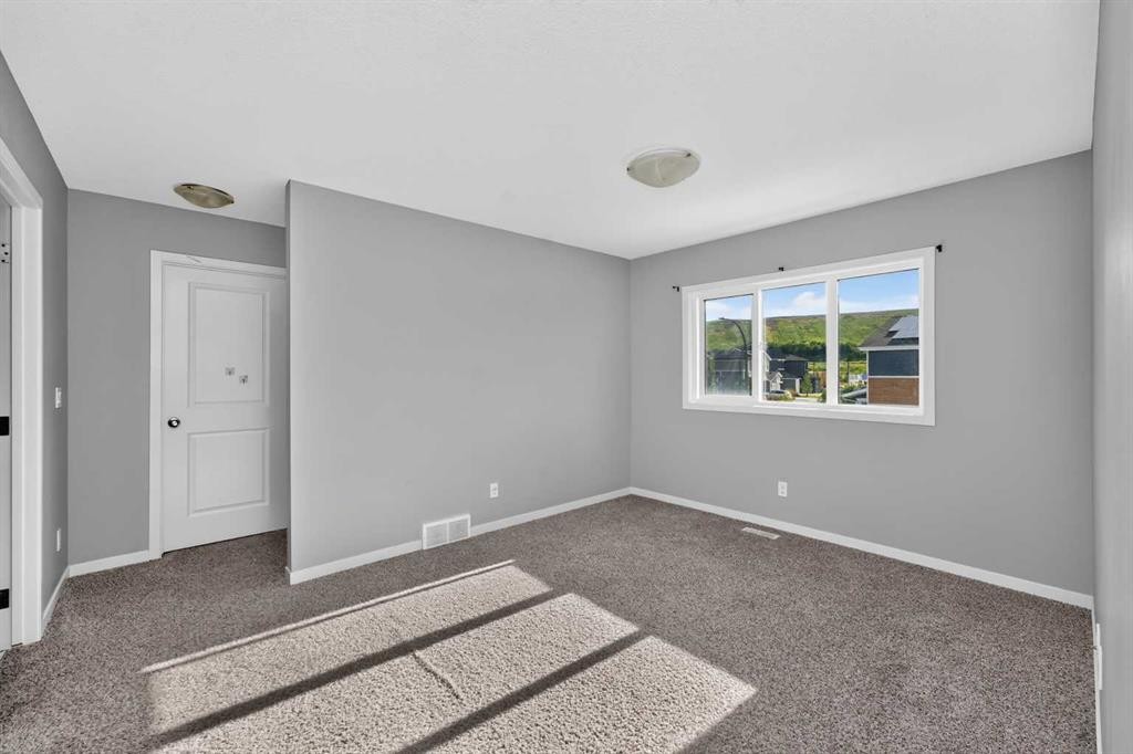 90 Wolf Creek Rise Se, Calgary, AB