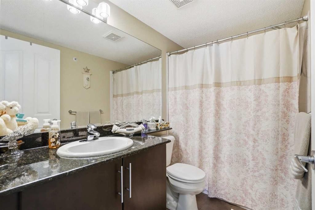 2409-60 Panatella Street, Calgary, AB - Indoor Photo Showing Bathroom