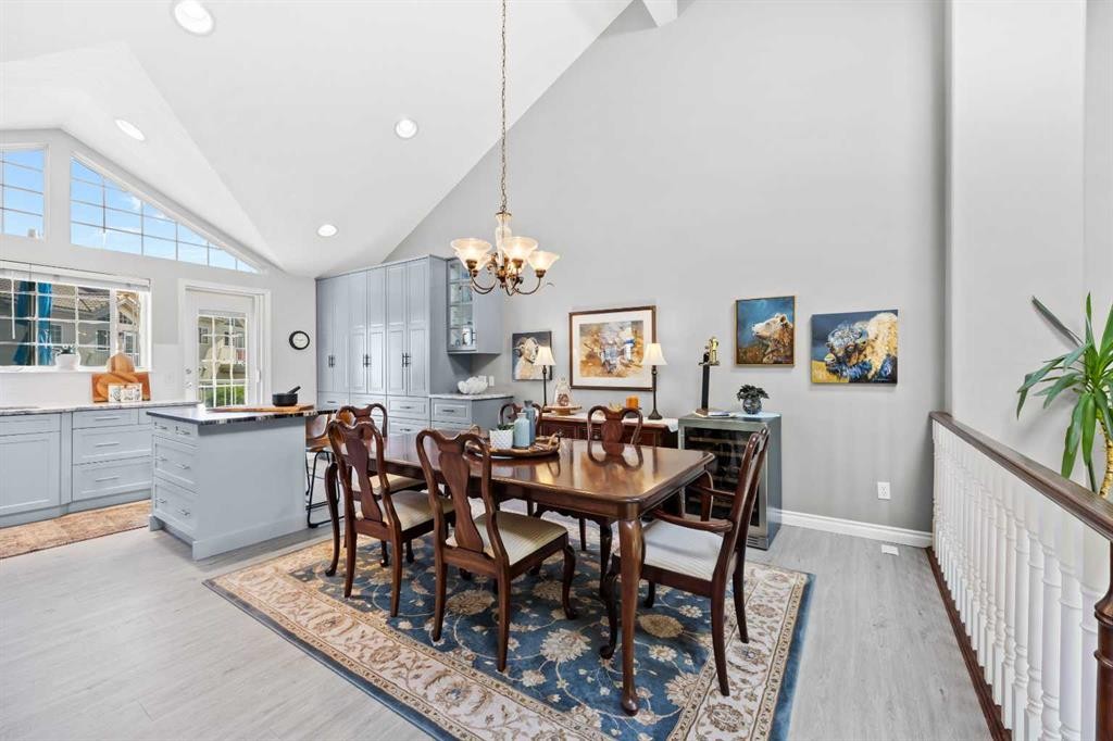706 Patterson View Sw, Calgary, AB