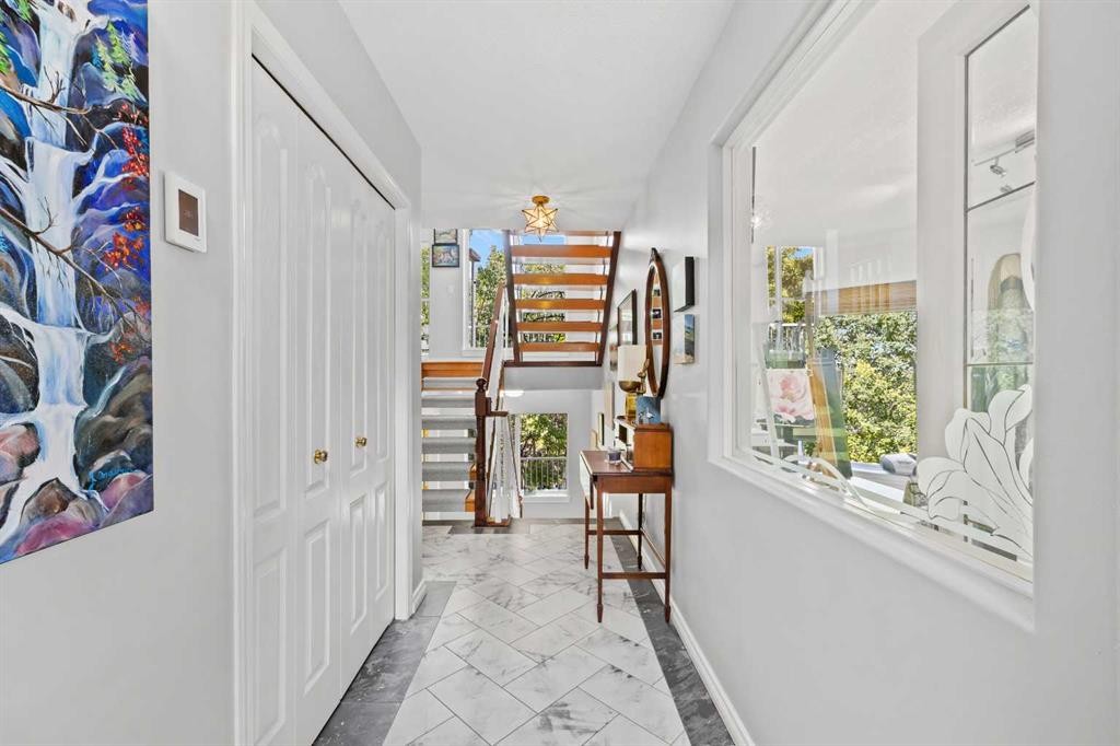 706 Patterson View Sw, Calgary, AB