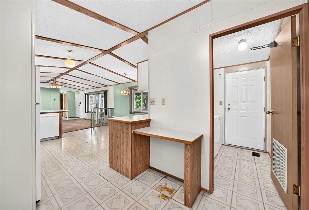 3218 Burroughs Manor Ne, Calgary, AB