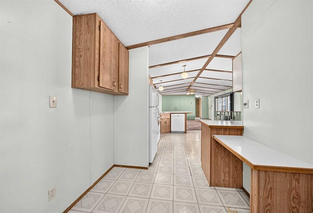 3218 Burroughs Manor Ne, Calgary, AB