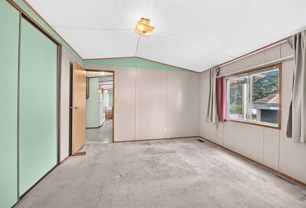 3218 Burroughs Manor Ne, Calgary, AB
