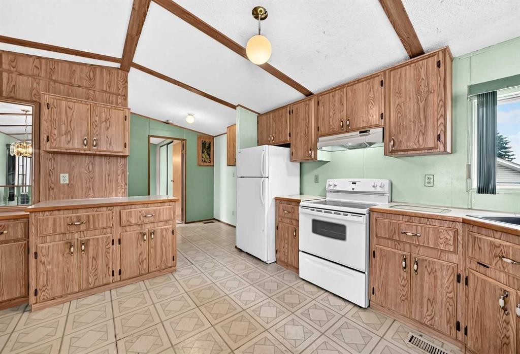3218 Burroughs Manor Ne, Calgary, AB