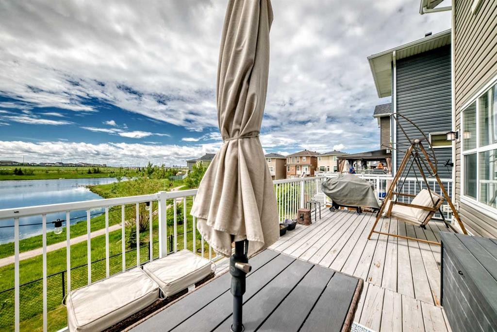 33 Redstone Drive Ne, Calgary, AB