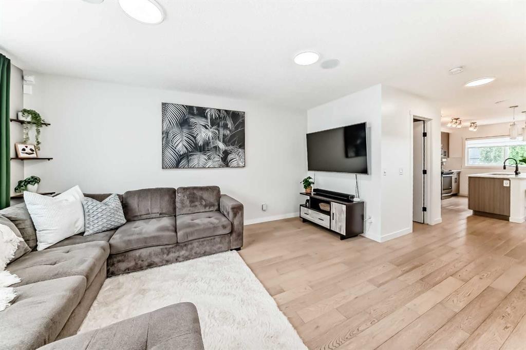 258 Fireside Drive, Cochrane, AB