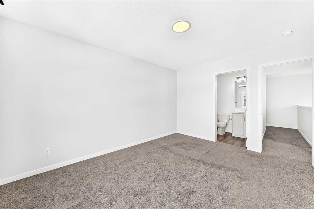 41 Corner Glen Row Ne, Calgary, AB - Indoor Photo Showing Other Room