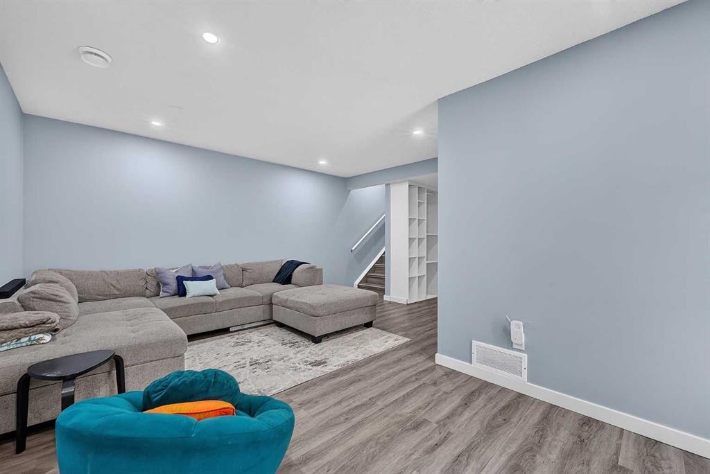 1120 Legacy Circle Se, Calgary, AB
