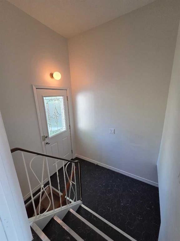 5936 Dalmead Crescent Nw, Calgary, AB - Indoor Photo Showing Other Room