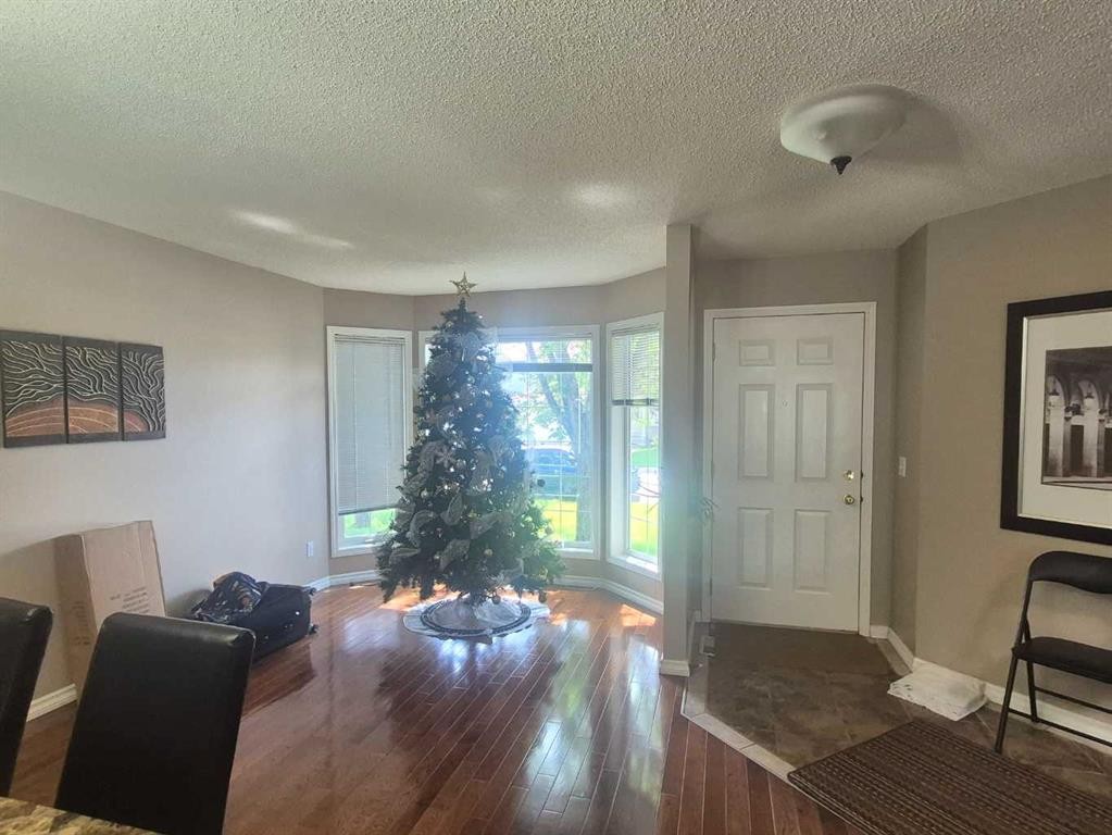 127 Hampstead Circle Nw, Calgary, AB