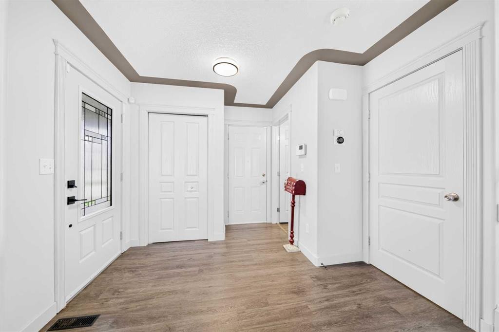15 Sherwood Common Nw, Calgary, AB