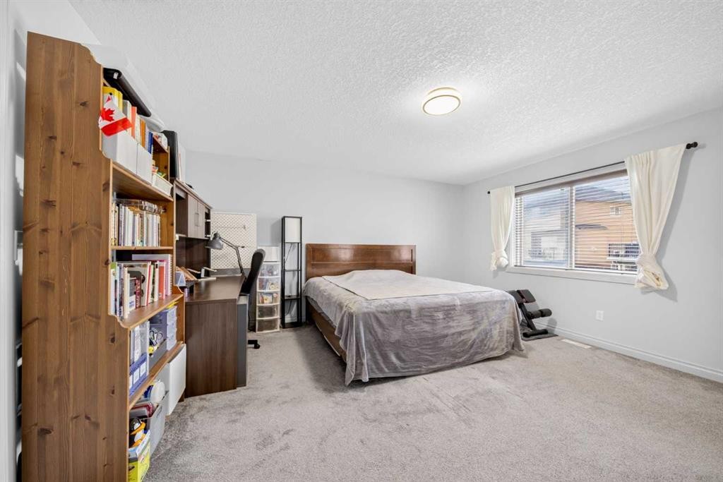 15 Sherwood Common Nw, Calgary, AB