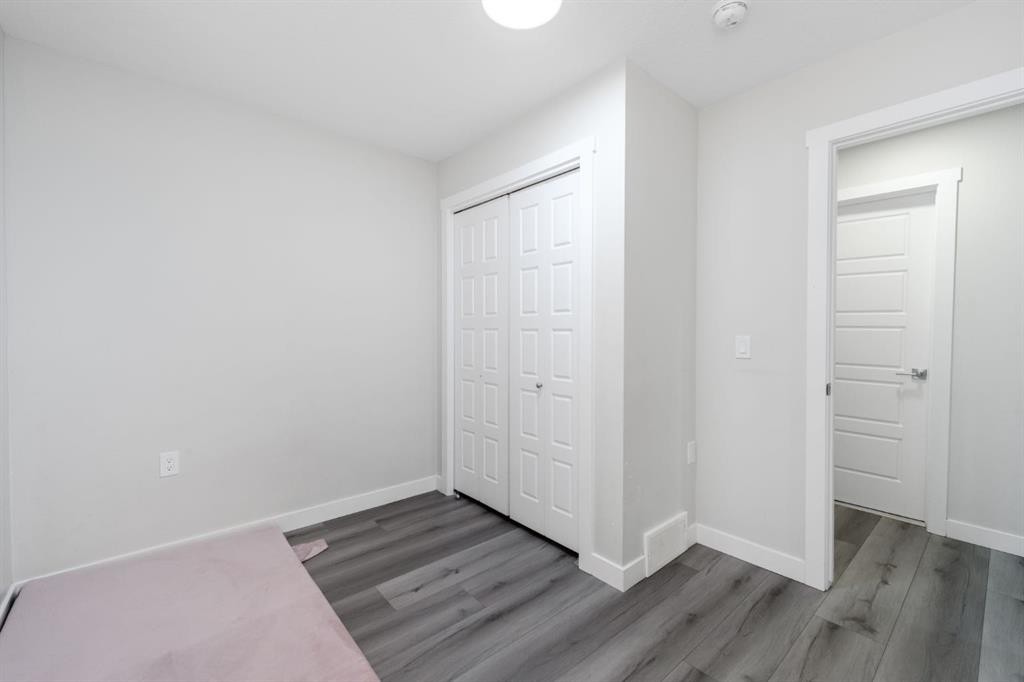 983 Corner Meadows Way Ne, Calgary, AB