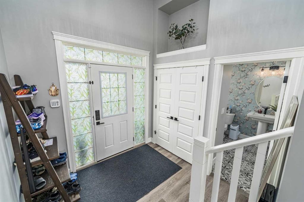 46 Yorkstone Way Sw, Calgary, AB - Indoor Photo Showing Other Room