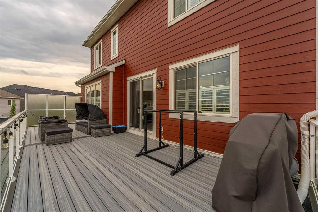 46 Yorkstone Way Sw, Calgary, AB - Outdoor With Deck Patio Veranda With Exterior