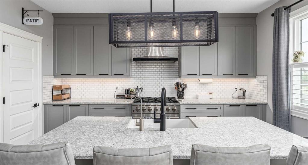 46 Yorkstone Way Sw, Calgary, AB - Indoor Photo Showing Kitchen With Upgraded Kitchen
