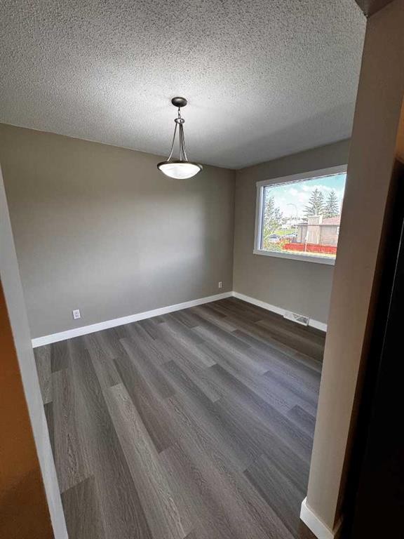 3429 19 Avenue Se, Calgary, AB