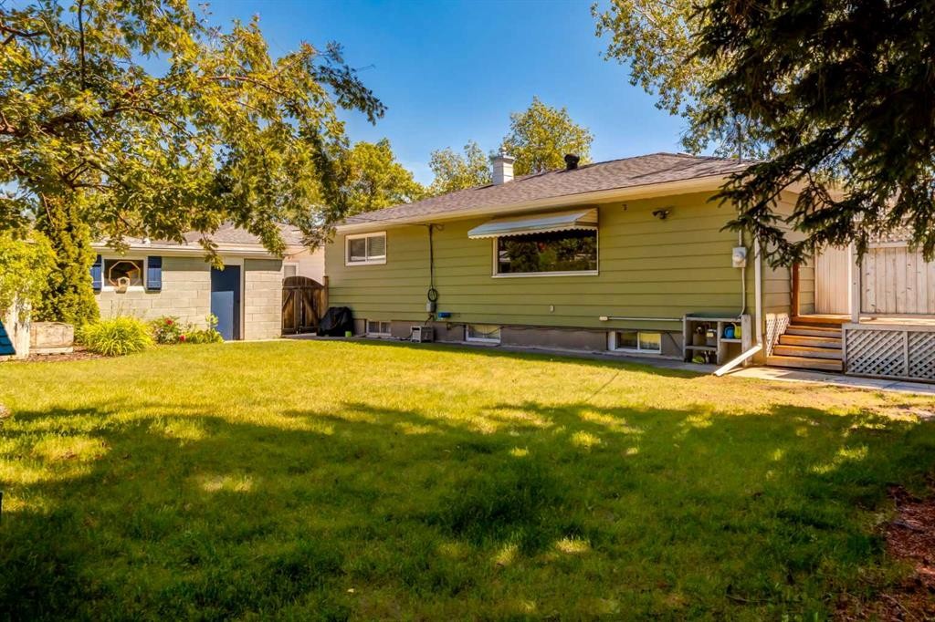 23 Heston Street Nw, Calgary, AB