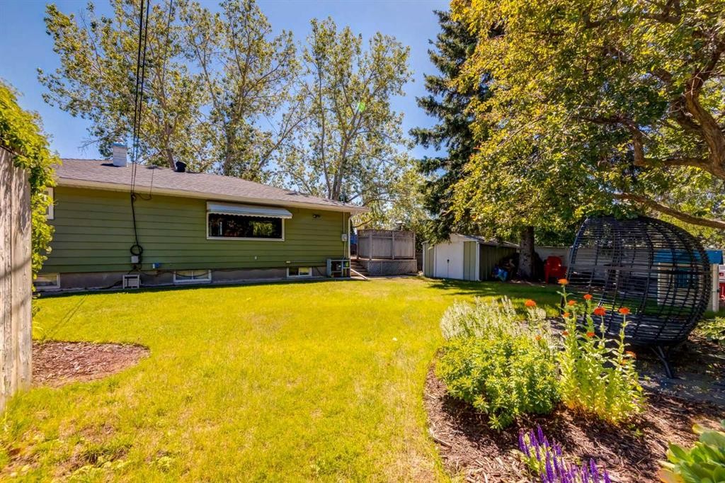 23 Heston Street Nw, Calgary, AB