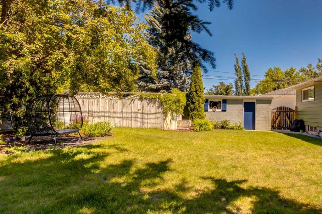 23 Heston Street Nw, Calgary, AB