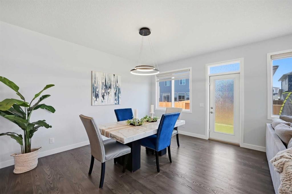 114 Corner Meadows Grove Ne, Calgary, AB - Indoor Photo Showing Dining Room