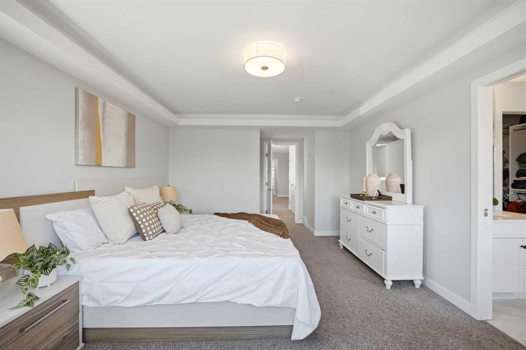 114 Corner Meadows Grove Ne, Calgary, AB - Indoor Photo Showing Bedroom