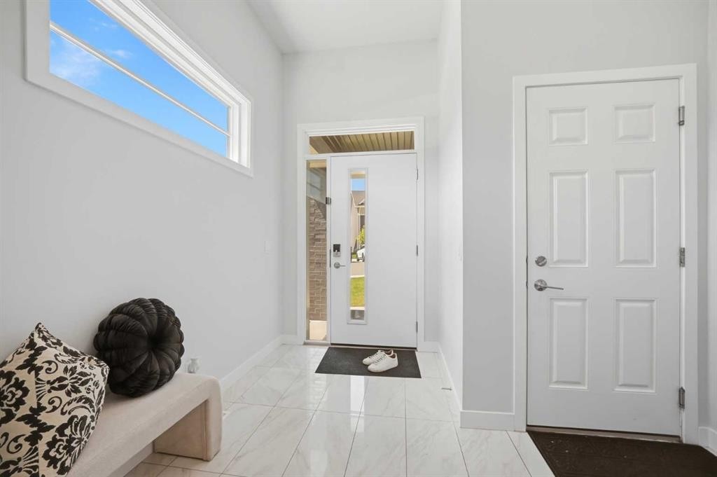 114 Corner Meadows Grove Ne, Calgary, AB - Indoor Photo Showing Other Room