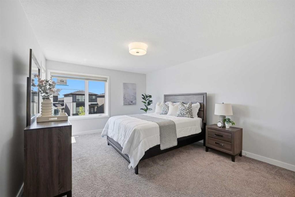 114 Corner Meadows Grove Ne, Calgary, AB - Indoor Photo Showing Bedroom