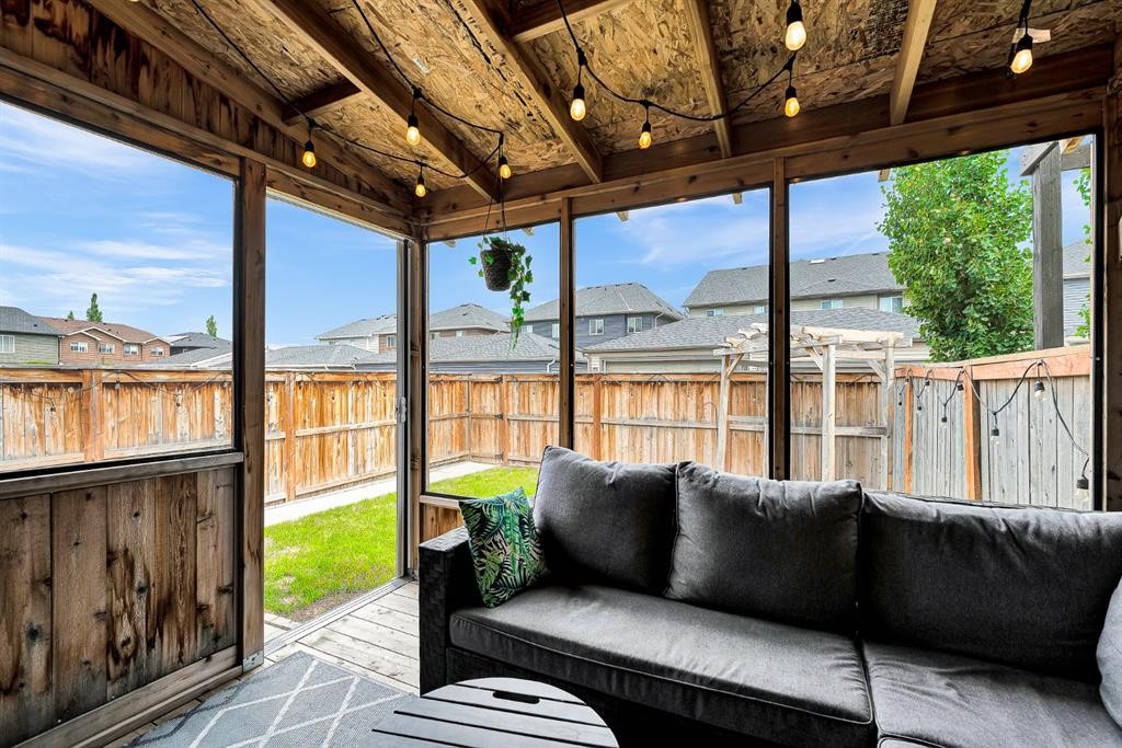 40 Legacy Glen Street Se, Calgary, AB - Outdoor With Deck Patio Veranda With Exterior
