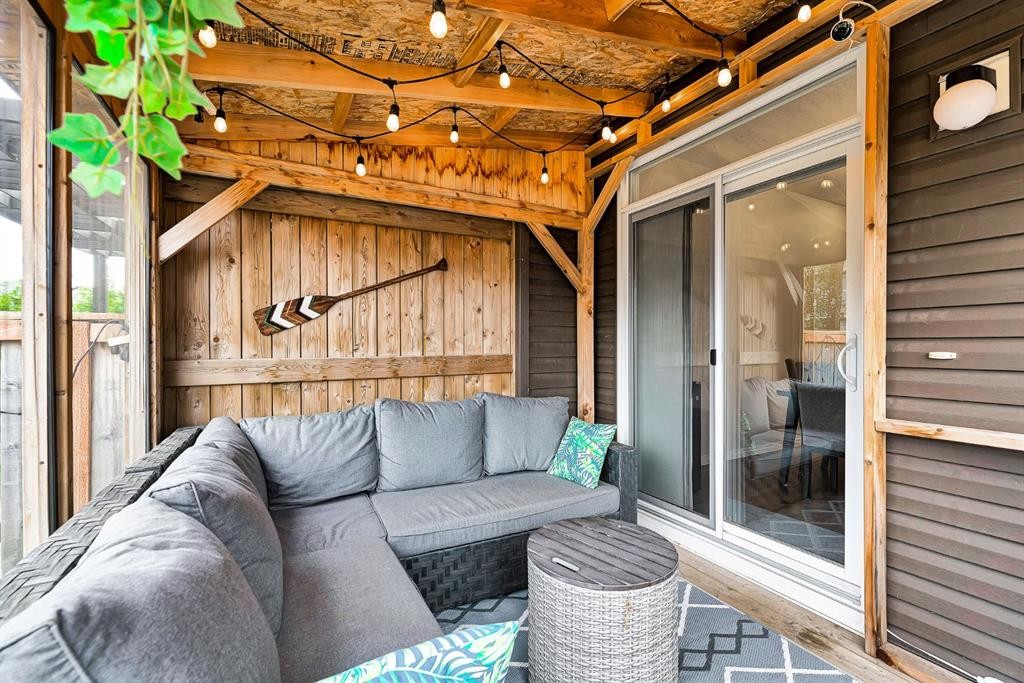 40 Legacy Glen Street Se, Calgary, AB - Outdoor With Deck Patio Veranda With Exterior