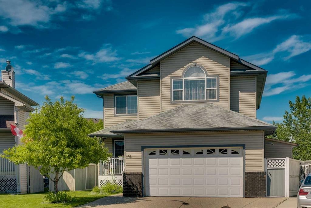 84 Willowbrook Crescent Nw, Airdrie, AB - Outdoor