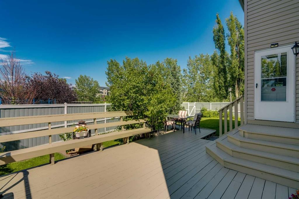 84 Willowbrook Crescent Nw, Airdrie, AB - Outdoor With Deck Patio Veranda