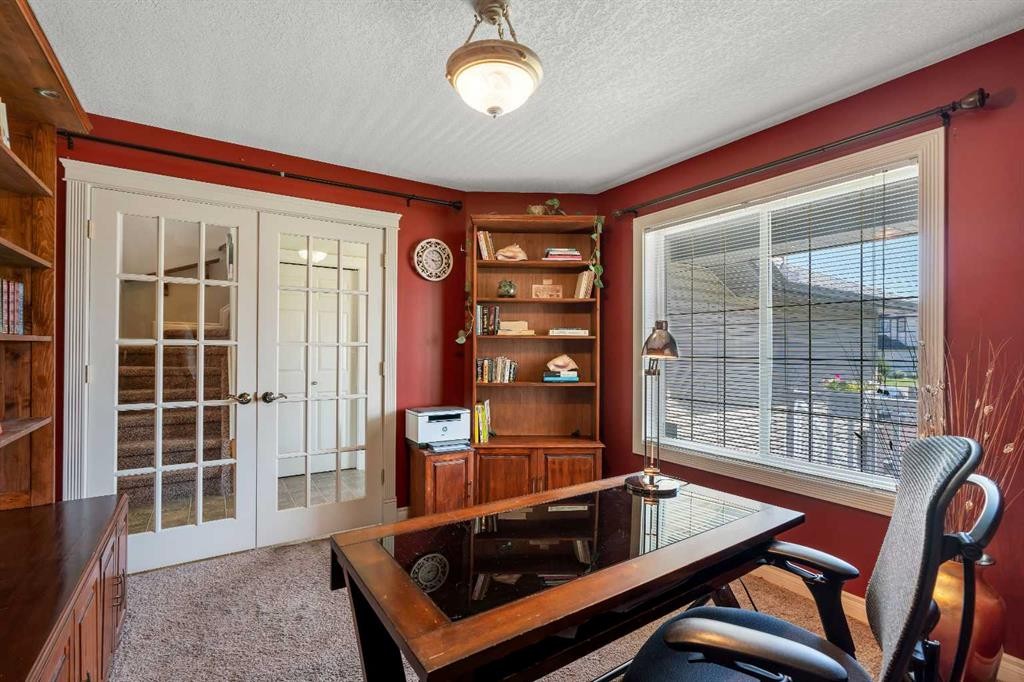 84 Willowbrook Crescent Nw, Airdrie, AB - Indoor