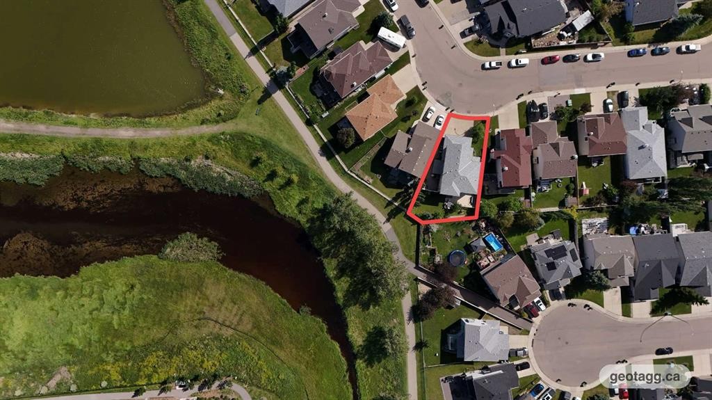 84 Willowbrook Crescent Nw, Airdrie, AB -