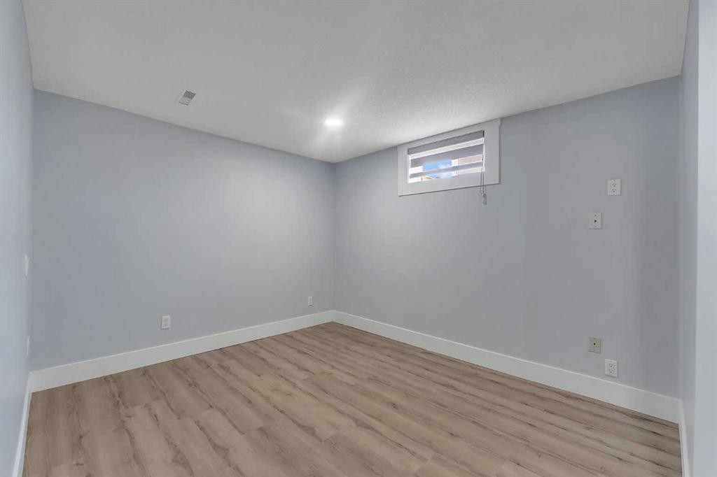 2930 Oakmoor Crescent Sw, Calgary, AB
