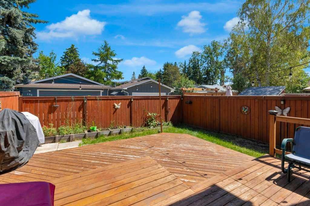 20 Midpark Gardens Se, Calgary, AB - Outdoor With Deck Patio Veranda