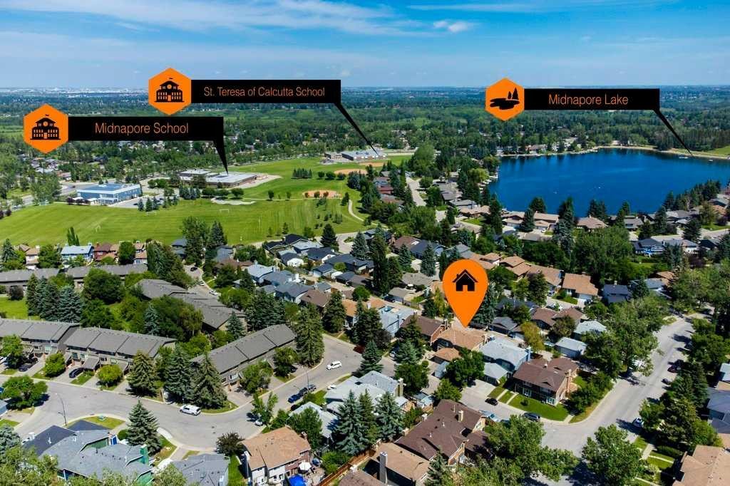 20 Midpark Gardens Se, Calgary, AB - Outdoor With Body Of Water With View