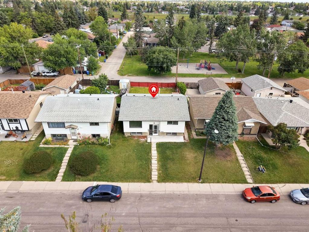 4108 13 Avenue Ne, Calgary, AB - Outdoor