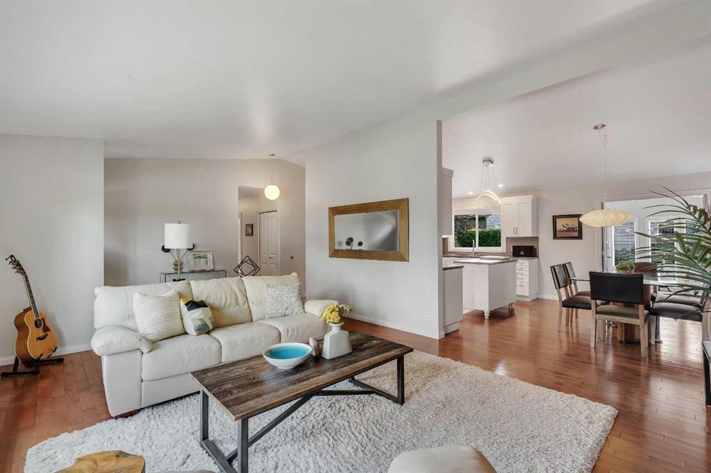 10219 7 Street Sw, Calgary, AB