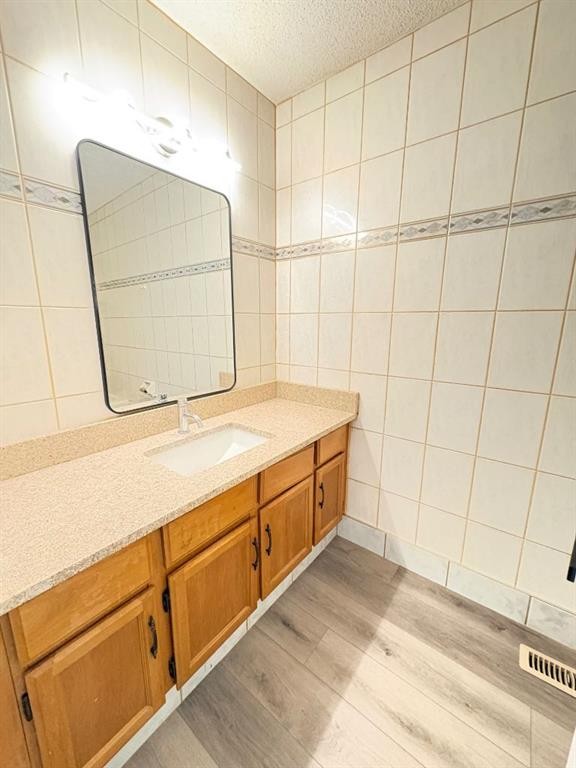 6879 Rundlehorn Drive Ne, Calgary, AB